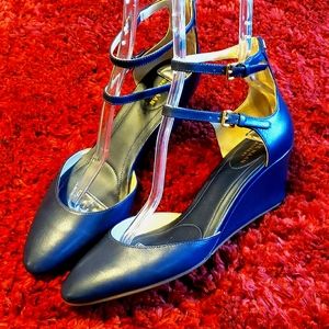 Cole Haan Maddie Wedge Pumps Marine Blue size 8.5B